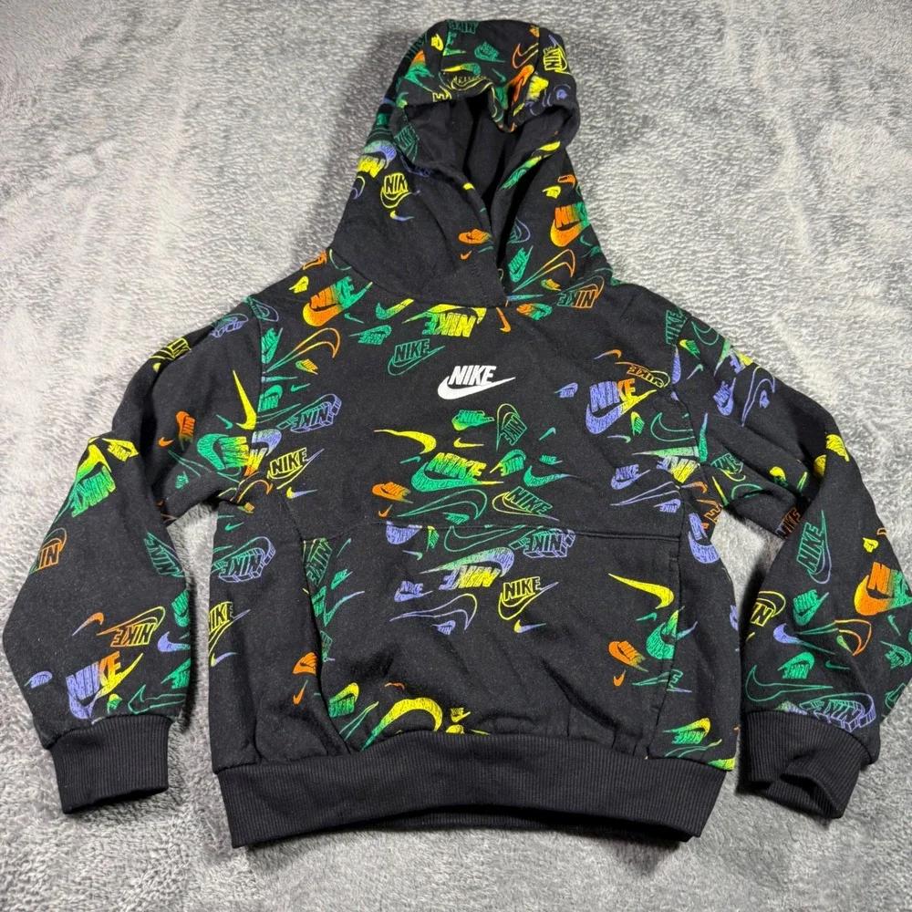 Nike Kids Black Color All Over Logo Print Pullover Fleece Hoodie Size 5 4-5YRS